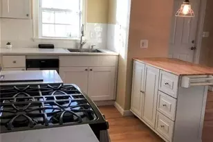 40 Tecumseh St, Providence, RI 02906 - Photo 15