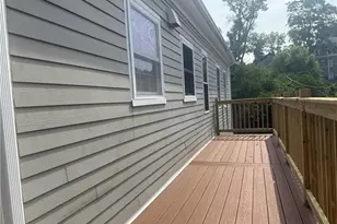 40 Tecumseh St, Providence, RI 02906 - Photo 5