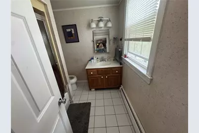 342 Grand Avenue, Pawtucket, RI 02861 - Photo 11