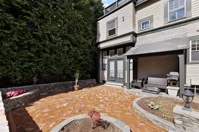 107 Old Beach Road #2, Newport, RI 02840 - Photo 29