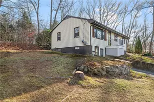 470 St Paul St, North Smithfield, RI 02896 - Photo 3