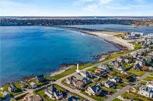 112 Esplanade, Middletown, RI 02842 - Photo 33