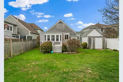 112 Esplanade, Middletown, RI 02842 - Photo 29