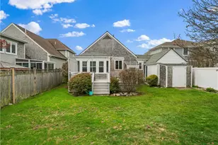 112 Esplanade, Middletown, RI 02842 - Photo 29