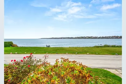 112 Esplanade, Middletown, RI 02842 - Photo 33