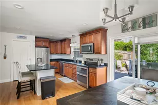 88 Kay St, Newport, RI 02840 - Photo 7