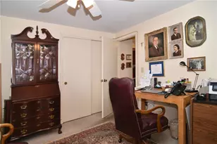 201 Hoffman Ave, Cranston, RI 02920 - Photo 17