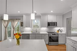 275 E Shore Dr, Coventry, RI 02816 - Photo 5