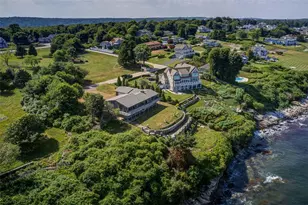 727 Boston Neck Rd, Narragansett, RI 02882 - Photo 23