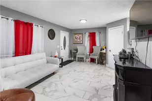 42 Burnside St, Providence, RI 02905 - Photo 5