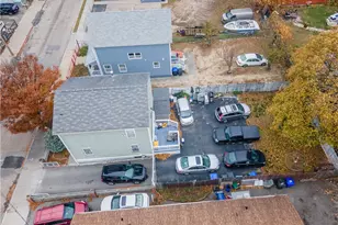 42 Burnside St, Providence, RI 02905 - Photo 3