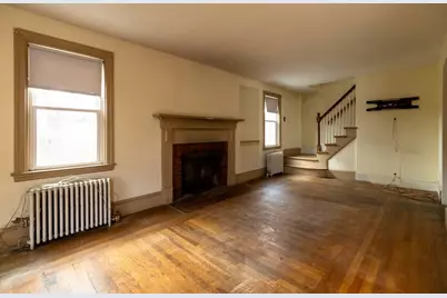 46 Roslyn Avenue, Cranston, RI 02910 - Photo 9