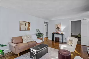 20 Maryland Dr, West Warwick, RI 02893 - Photo 5