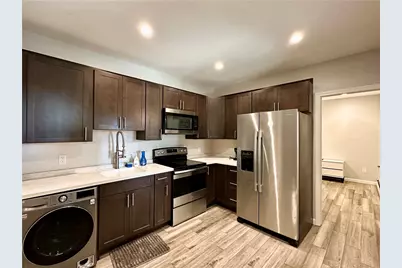 29 Ann Street #3, Newport, RI 02840 - Photo 3