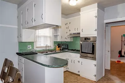 260 Grosvenor Avenue, East Providence, RI 02914 - Photo 13