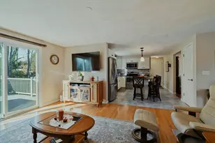 26 Scituate Farms Dr, Cranston, RI 02921 - Photo 15