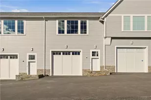 55 John Clarke Rd, Middletown, RI 02842 - Photo 3