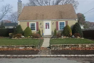 63 Benbridge Ave, Warwick, RI 02888 - Photo 3