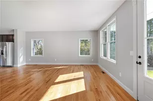 35 Whittier Dr, South Kingstown, RI 02879 - Photo 5