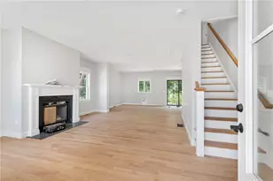 37 Whittier Dr, South Kingstown, RI 02879 - Photo 3