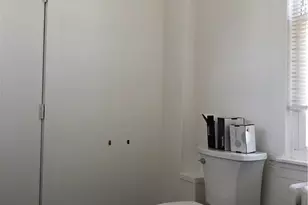 22 Carroll Ave, Newport, RI 02840 - Photo 15