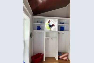 12 Hillside Avenue, Newport, RI 02840 - Photo 3