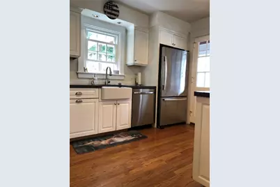 12 Hillside Avenue, Newport, RI 02840 - Photo 5