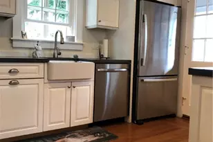 12 Hillside Ave, Newport, RI 02840 - Photo 5