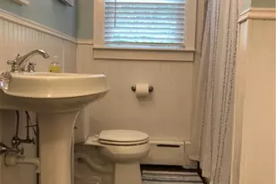 12 Hillside Ave, Newport, RI 02840 - Photo 11