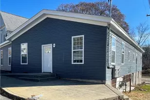 17 Metcalf Ave, North Providence, RI 02911 - Photo 5