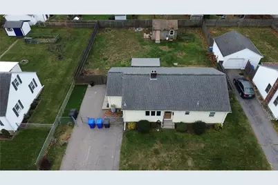 25 Winslow Street, East Providence, RI 02915 - Photo 27