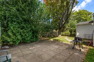 165 Merry Mount Dr, Warwick, RI 02888 - Photo 23