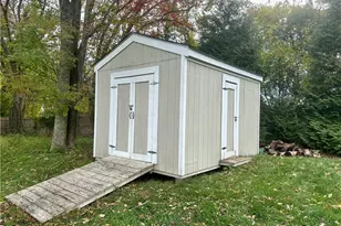 5 Circlewood Dr, Coventry, RI 02816 - Photo 33