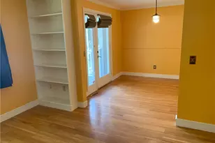 68 Locust St, Providence, RI 02906 - Photo 5