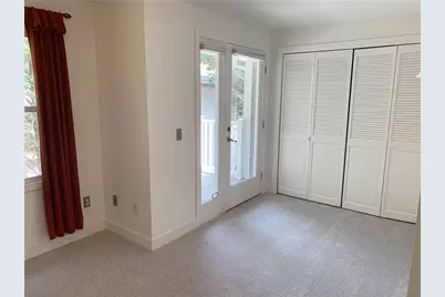 68 Locust Street #7, Providence, RI 02906 - Photo 15