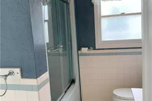 68 Locust St, Providence, RI 02906 - Photo 13