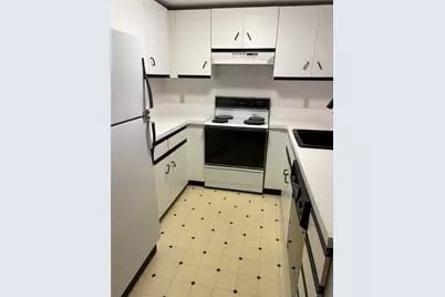 200 Woodlawn Avenue #201, North Providence, RI 02904 - Photo 3