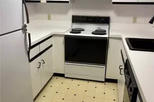 200 Woodlawn Ave, North Providence, RI 02904 - Photo 3