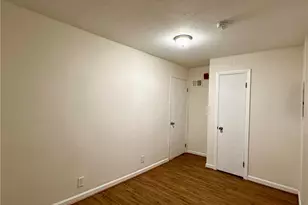 800 Oakland Beach Ave, Warwick, RI 02889 - Photo 5