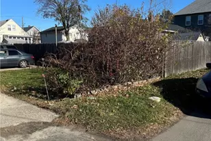 14 New Hampshire St, Cranston, RI 02920 - Photo 3