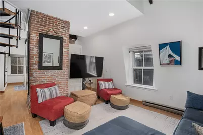 35 Pelham Street #PHE, Newport, RI 02840 - Photo 7