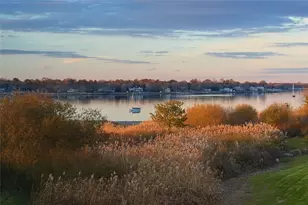 2 Bagy Wrinkle Cove, Warren, RI 02885 - Photo 3