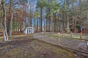 77 Lear Dr, Coventry, RI 02816 - Photo 3