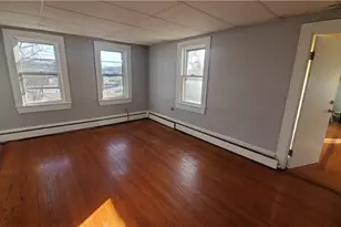 43 Baptist St, Swansea, MA 02777 - Photo 9