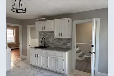 784 York Avenue, Pawtucket, RI 02861 - Photo 5