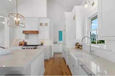 815 Ocean Road, Narragansett, RI 02882 - Photo 3