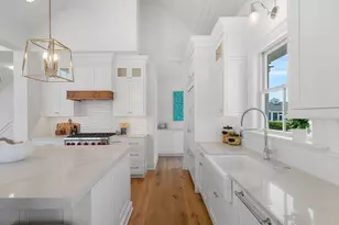 815 Ocean Rd, Narragansett, RI 02882 - Photo 3