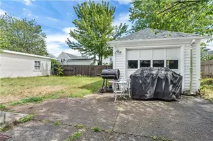 41 Calder St, Pawtucket, RI 02861 - Photo 21