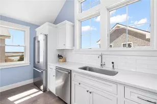 14 East Pointe Ct, South Kingstown, RI 02879 - Photo 17