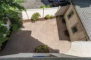 30 S Angell St, Providence, RI 02906 - Photo 37